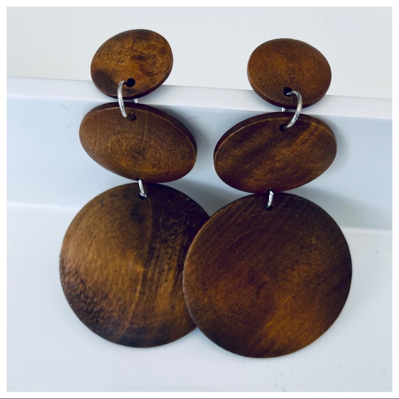 Boho Layered wood round fabulous earrings - Picture 8 of 10